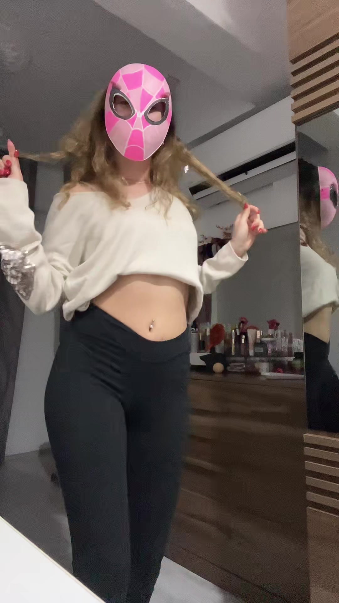 @Maskeli Kız