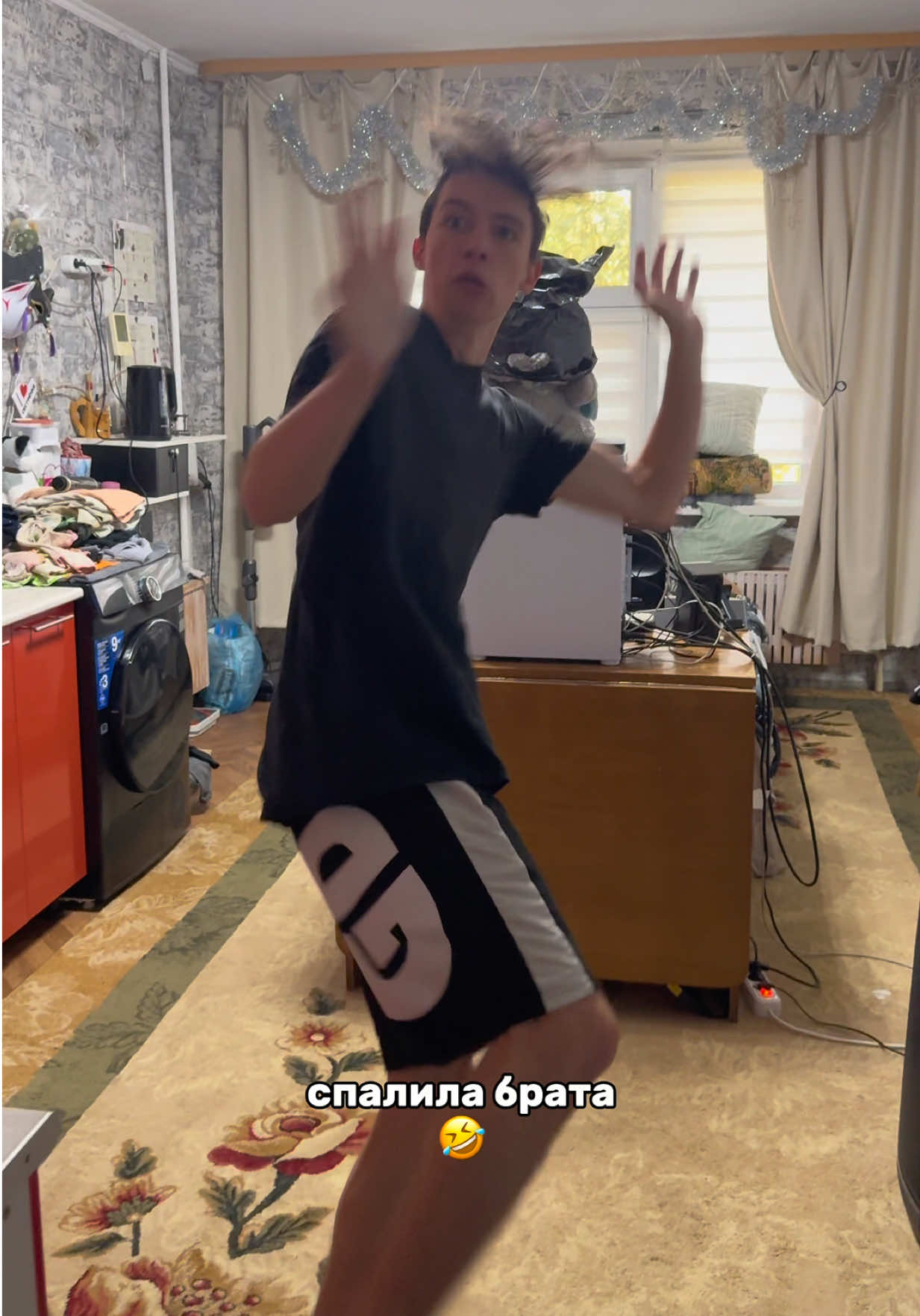 @УГАРНЫЙ⚡ВАНЯ