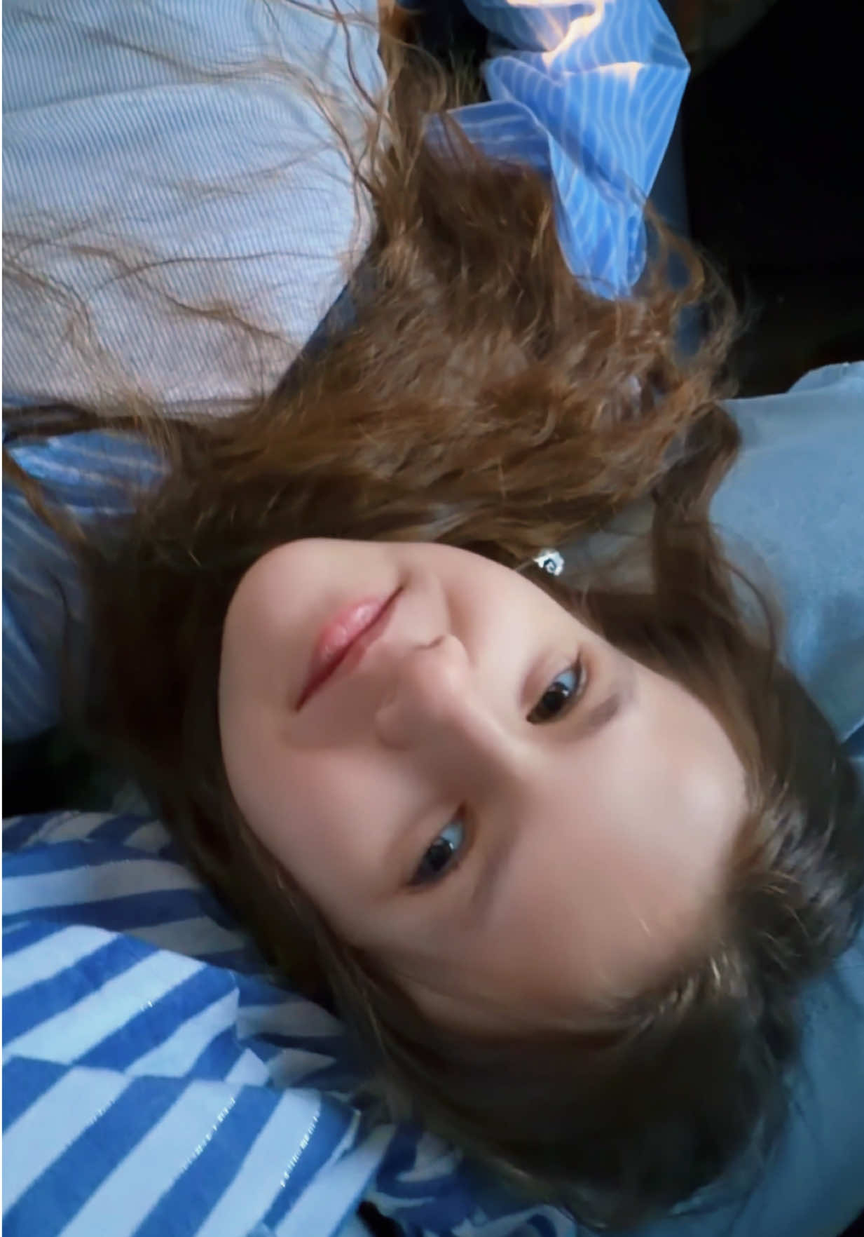 @alicia_deschanel
