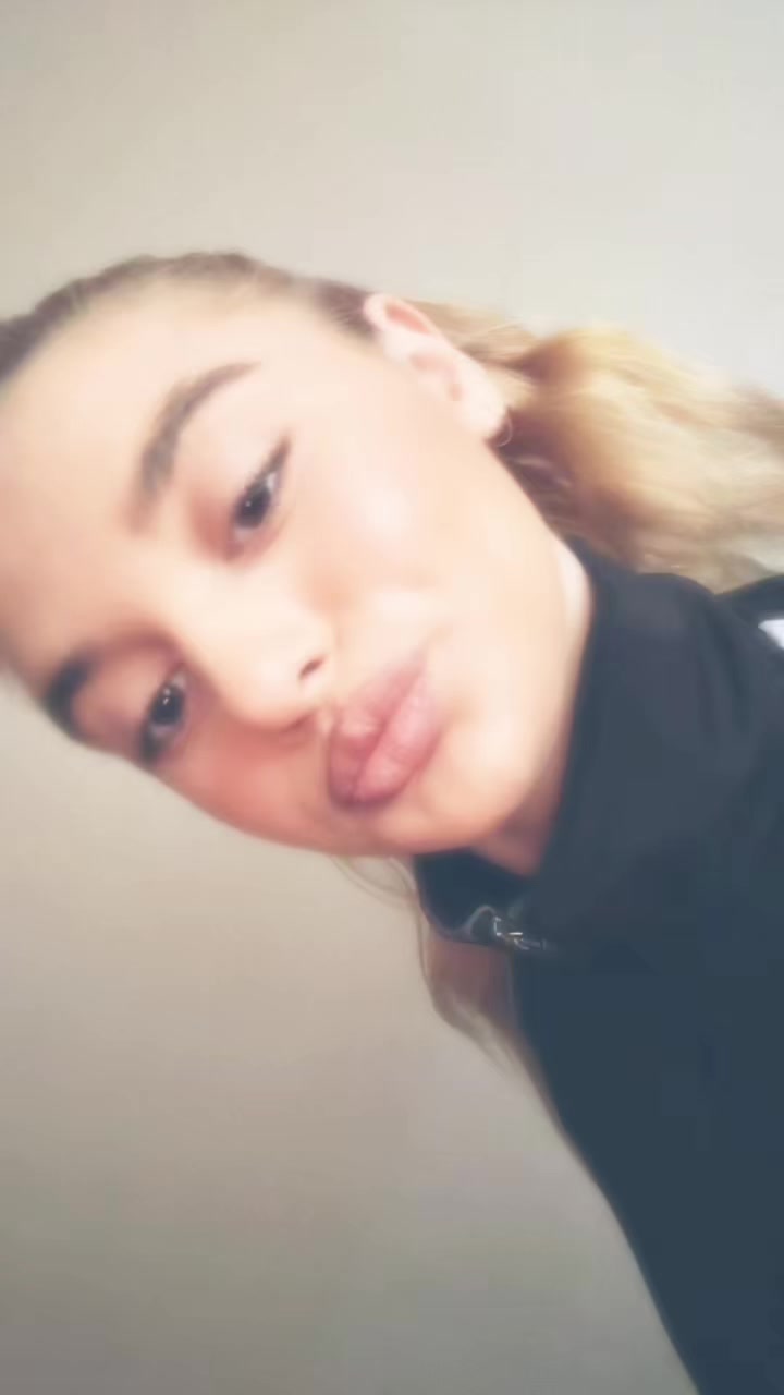 @vikixq👑