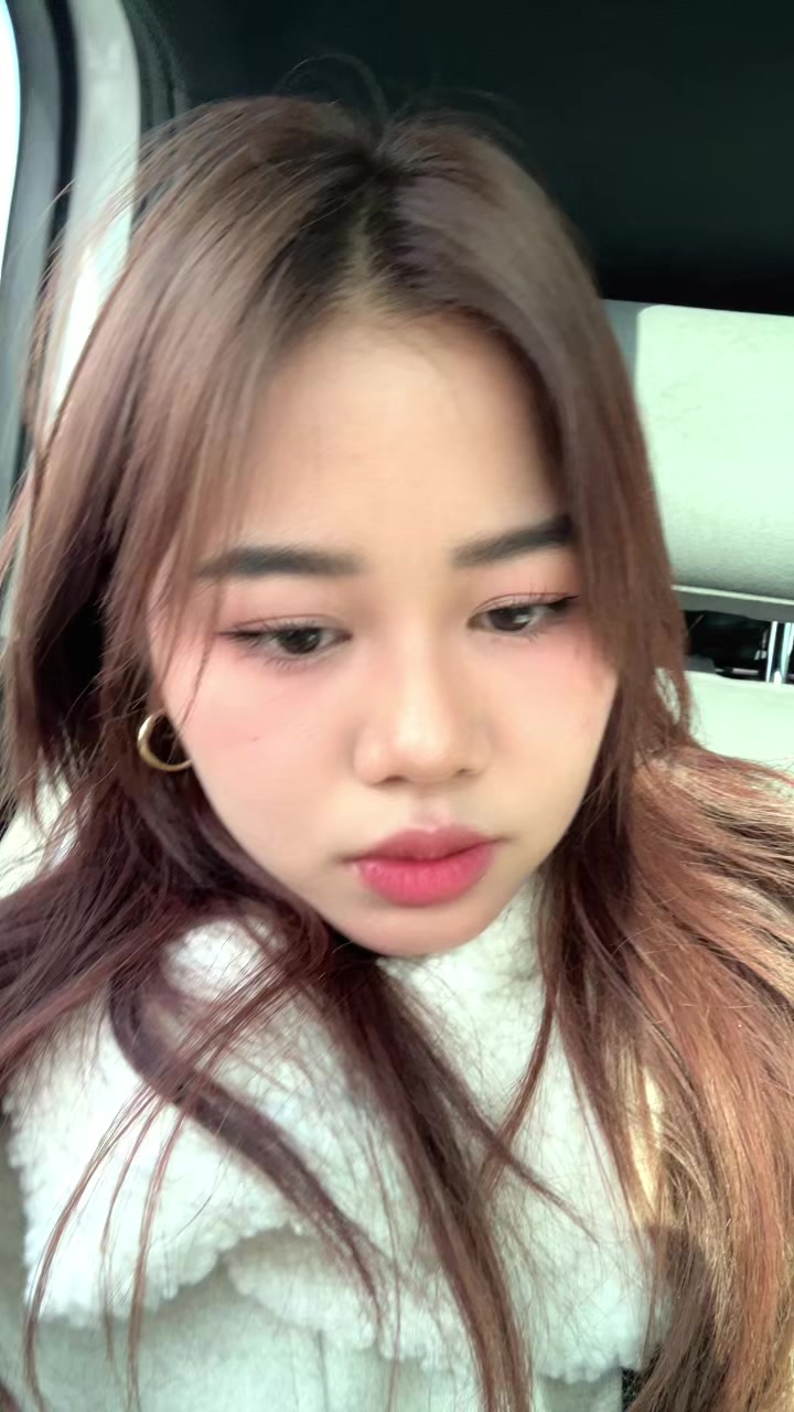 @Ji Ji🐼🖤