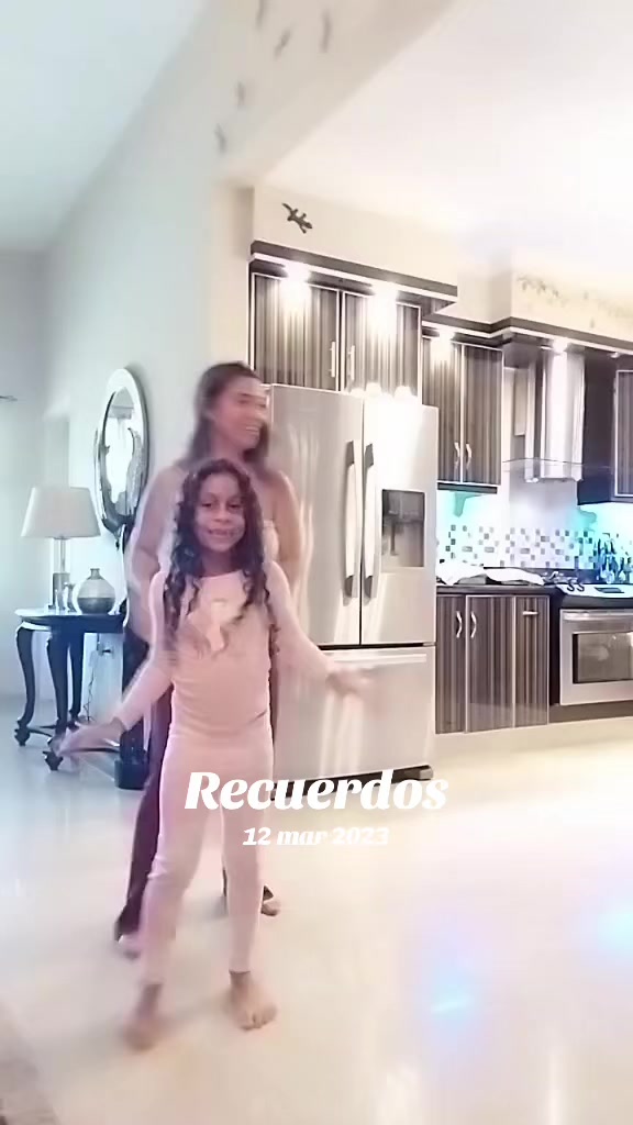 @Alondra Garreta L.