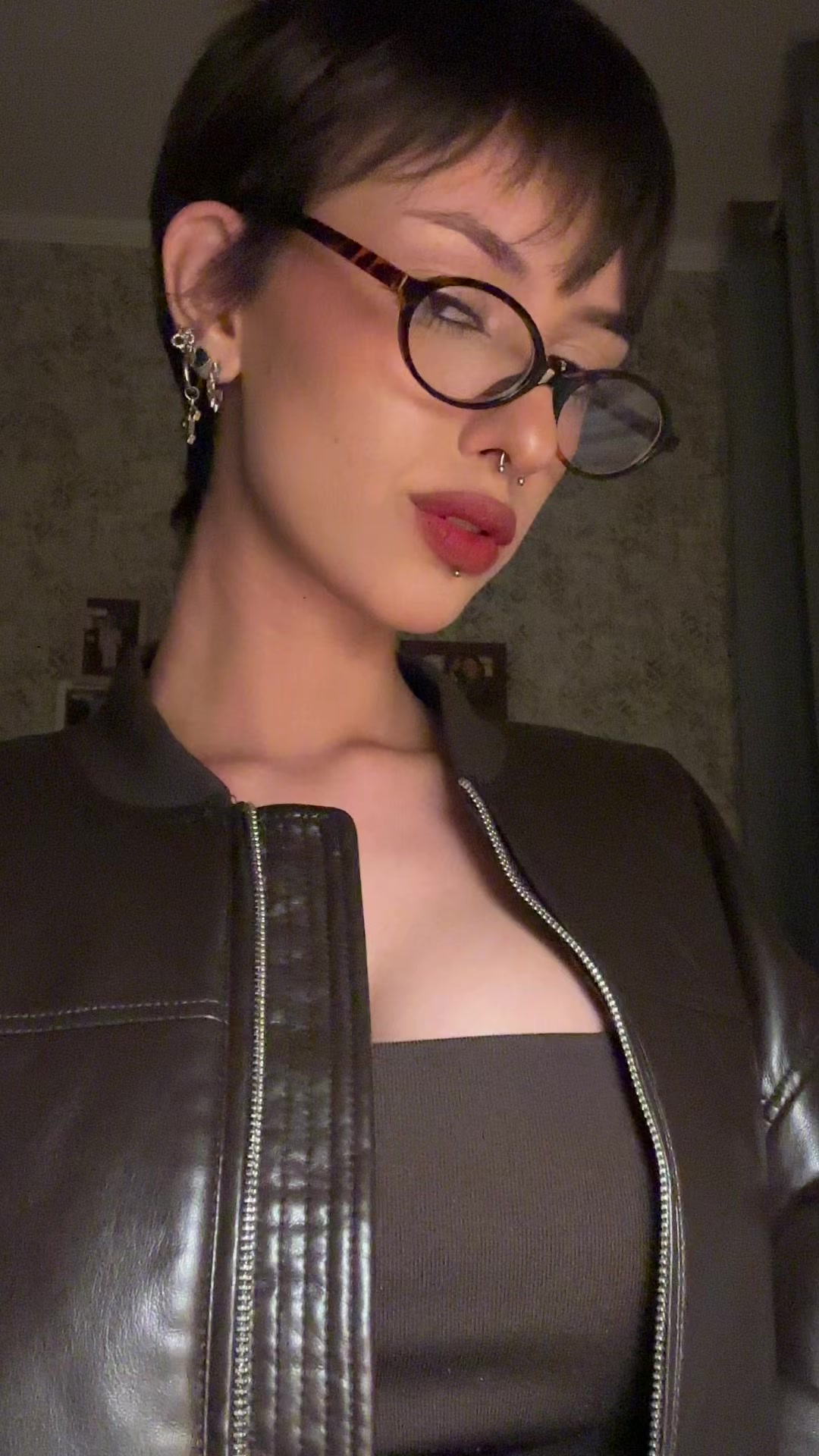 @Eleonora