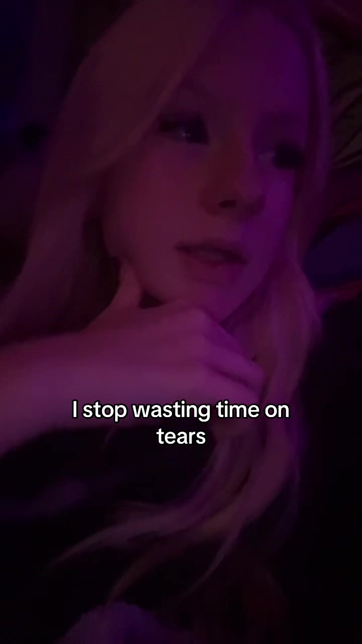 @daisymerolliin_