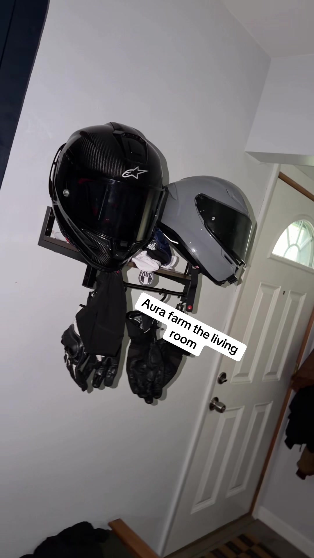 @Xeno