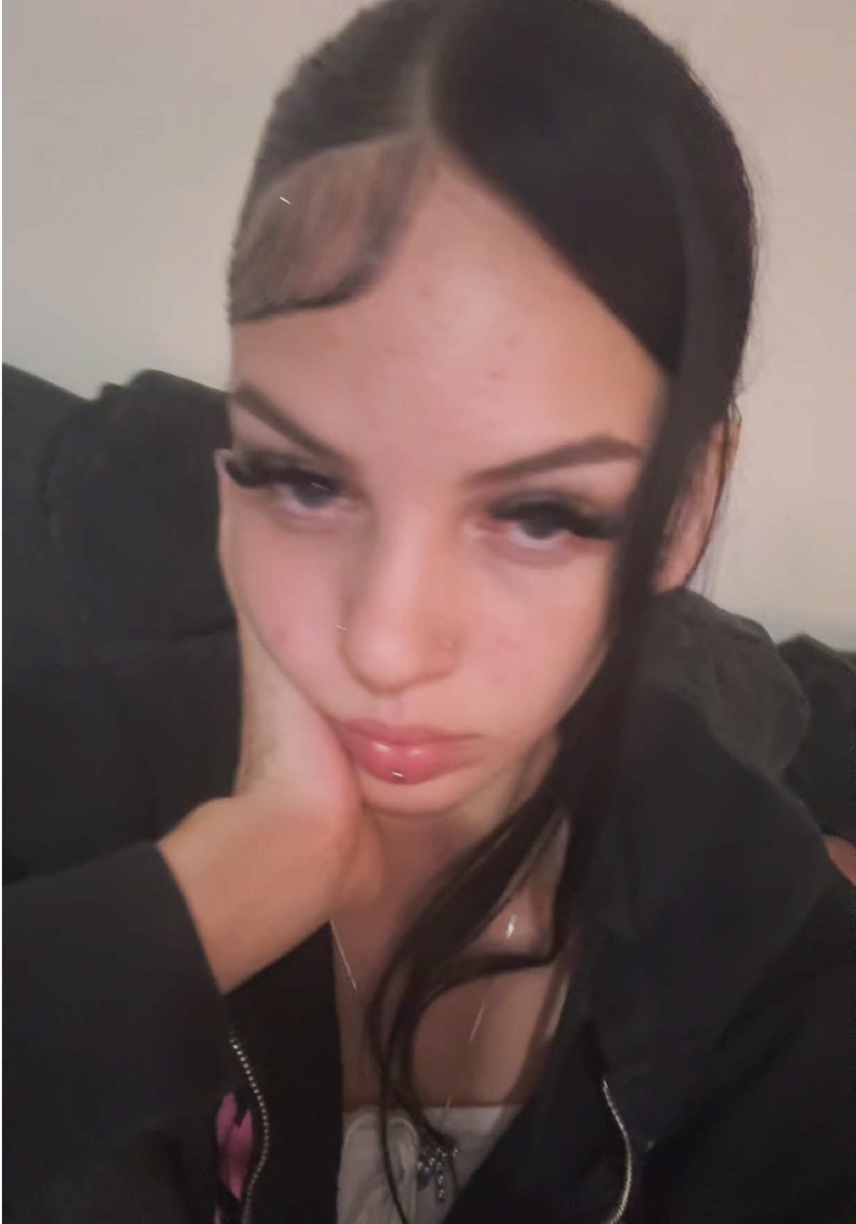@𝓟𝓻𝓮𝓽𝓽𝔂𝓯𝓪𝓬𝓮