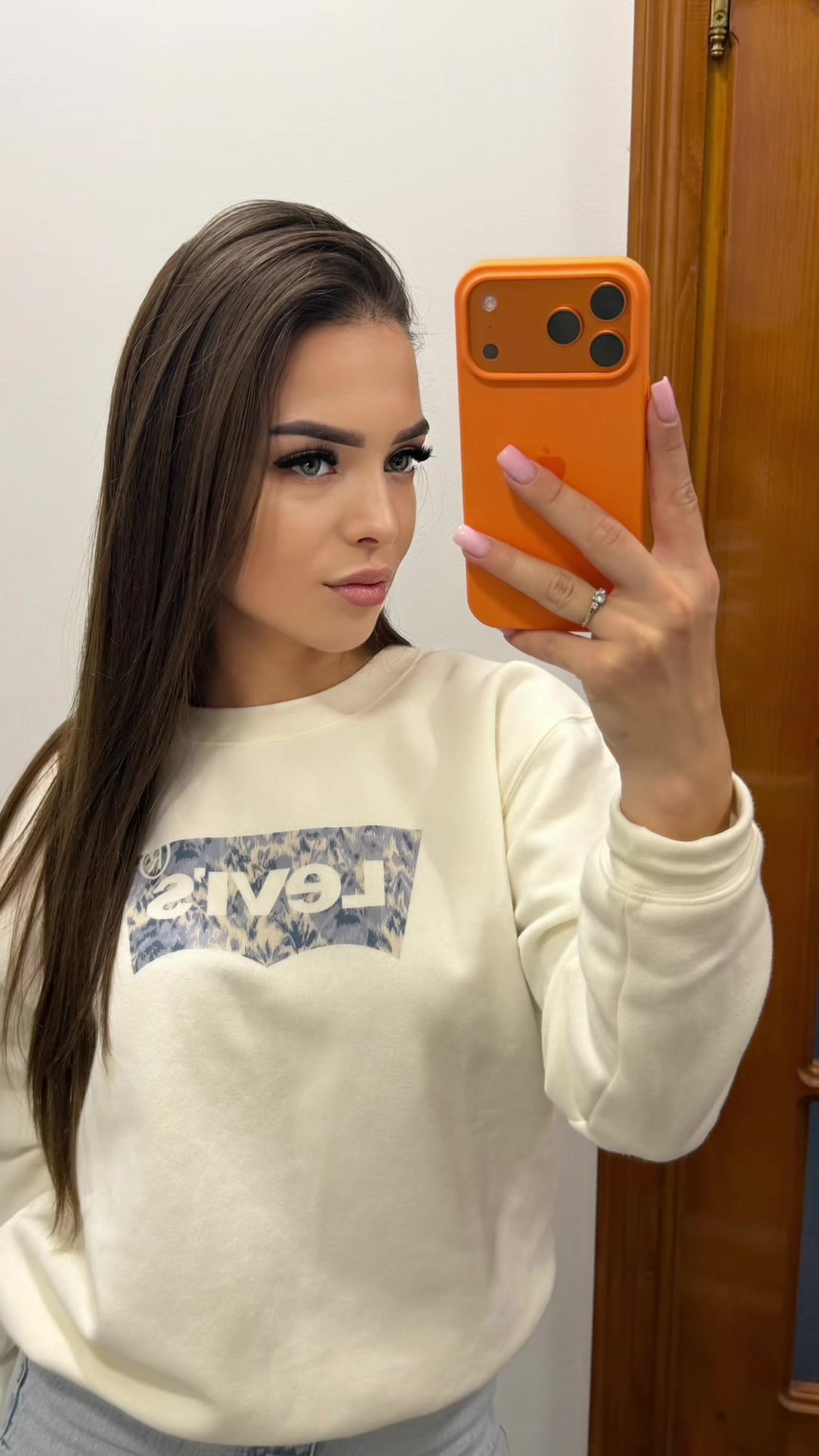 @evi.t016