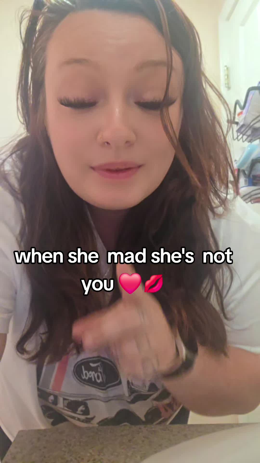 @HisQueen👑
