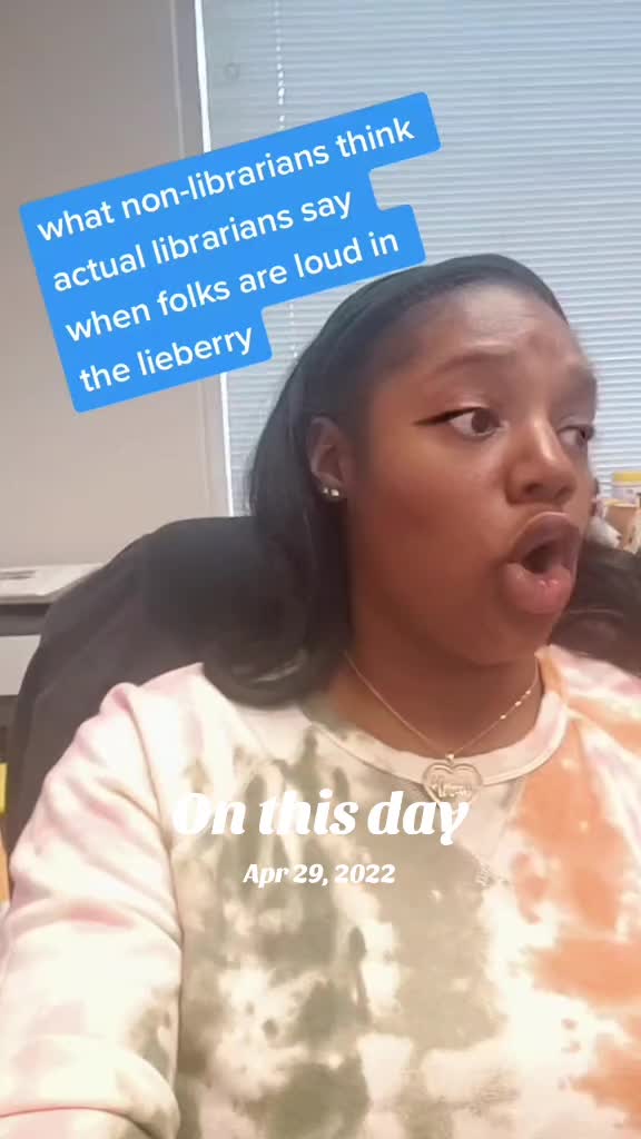 @MarquitaTheeLibrarian
