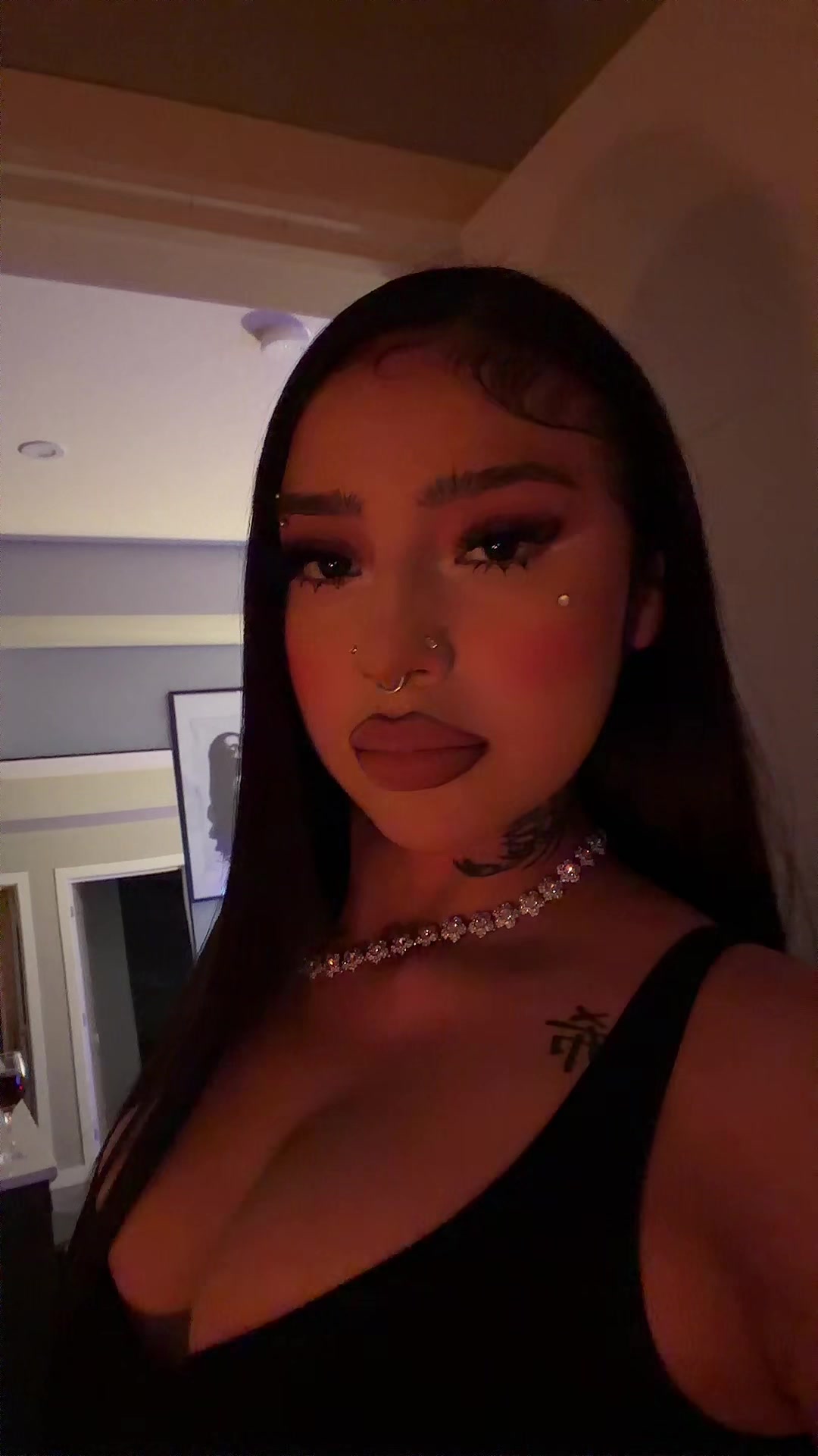 @Diary of a irritated lit bi$h