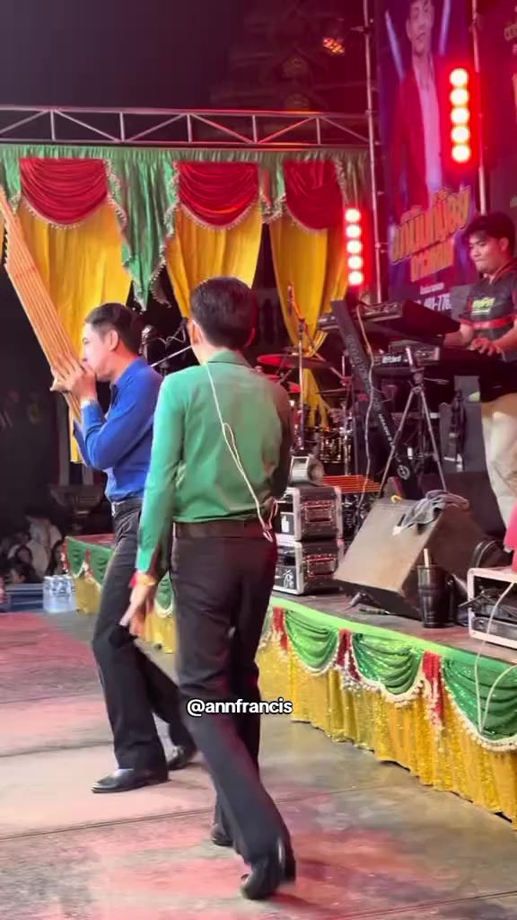 @annfrancis 🥵🥵🥵🐾🦋🇰🇪🇸🇦