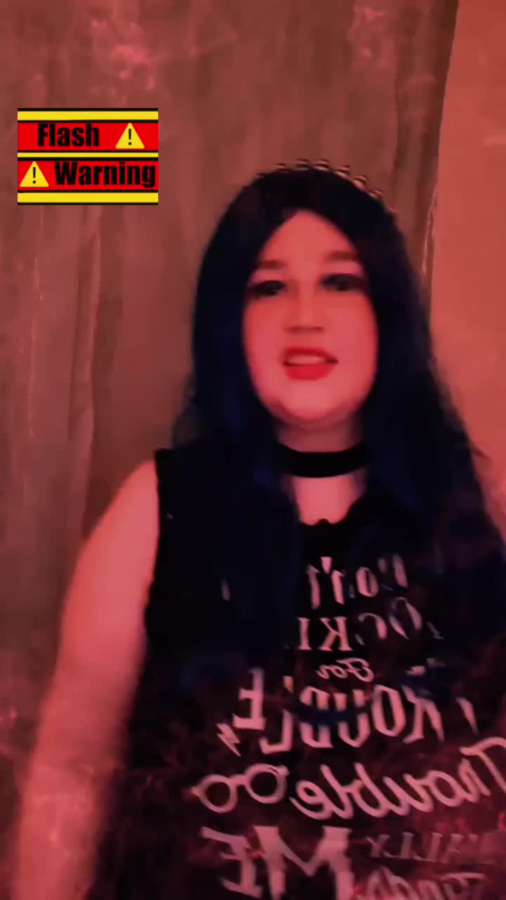 @ladyrosethorncos