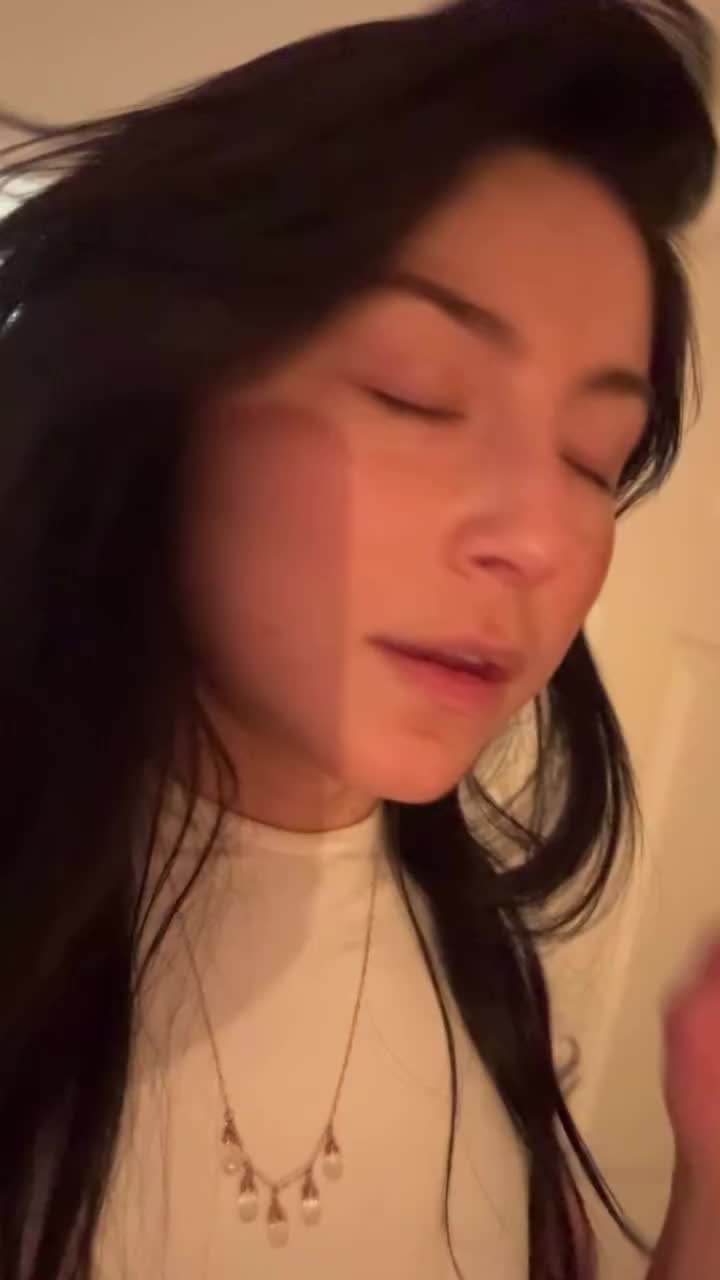 @JessThings