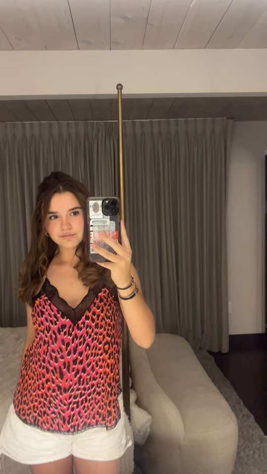 @miacataaa