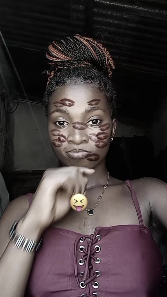 @Majestade Keyss🦋🖤