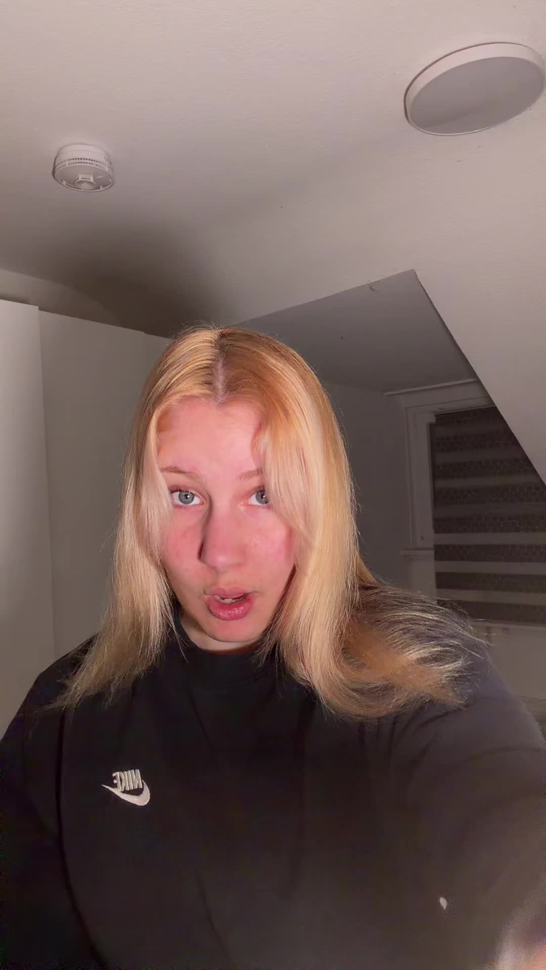 @LARISSA-LUISA