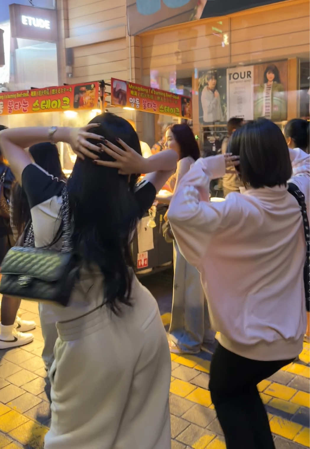 @かとあや先生