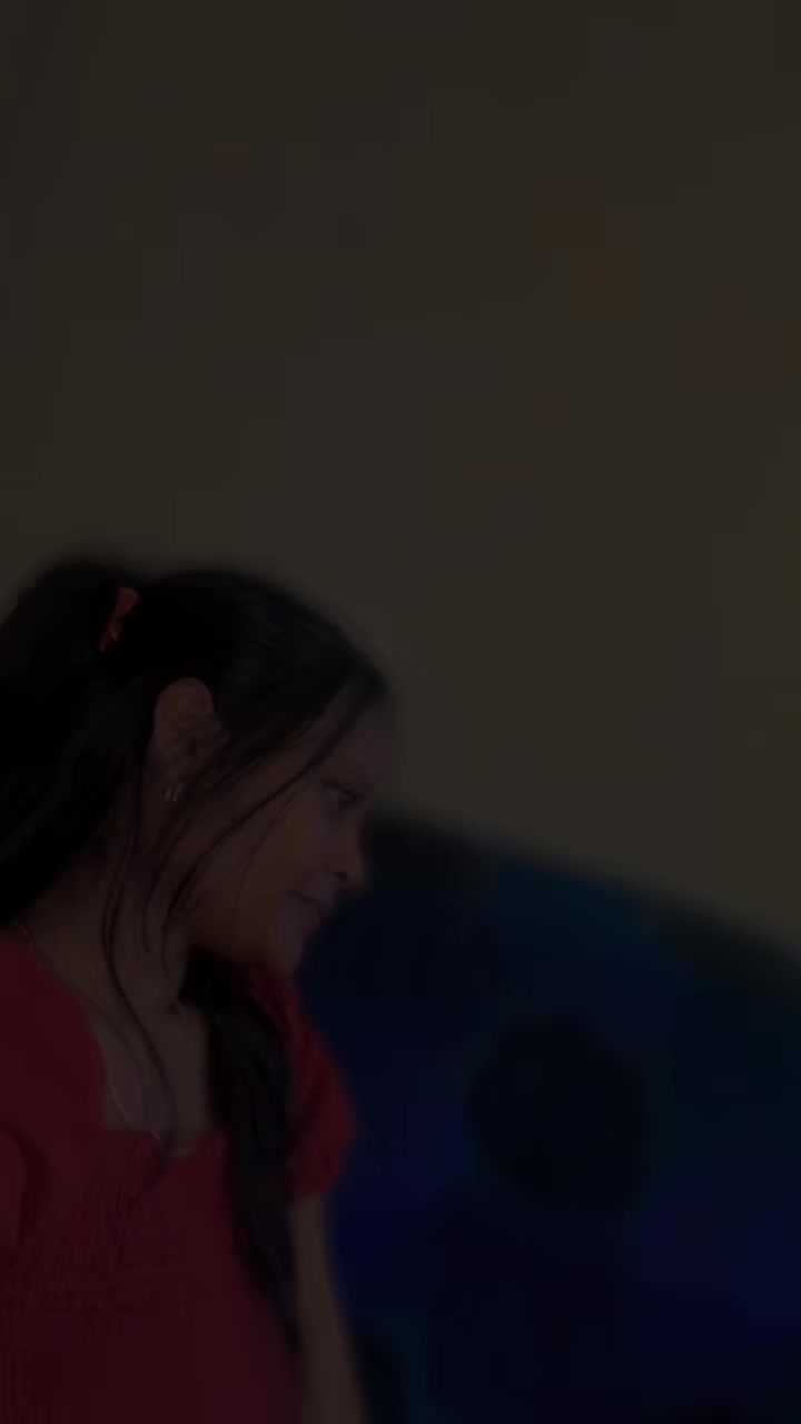 @𝔟𝔯𝔬𝔴𝔫 𝔢𝔶𝔢𝔰 𝔤𝔦𝔯𝔩