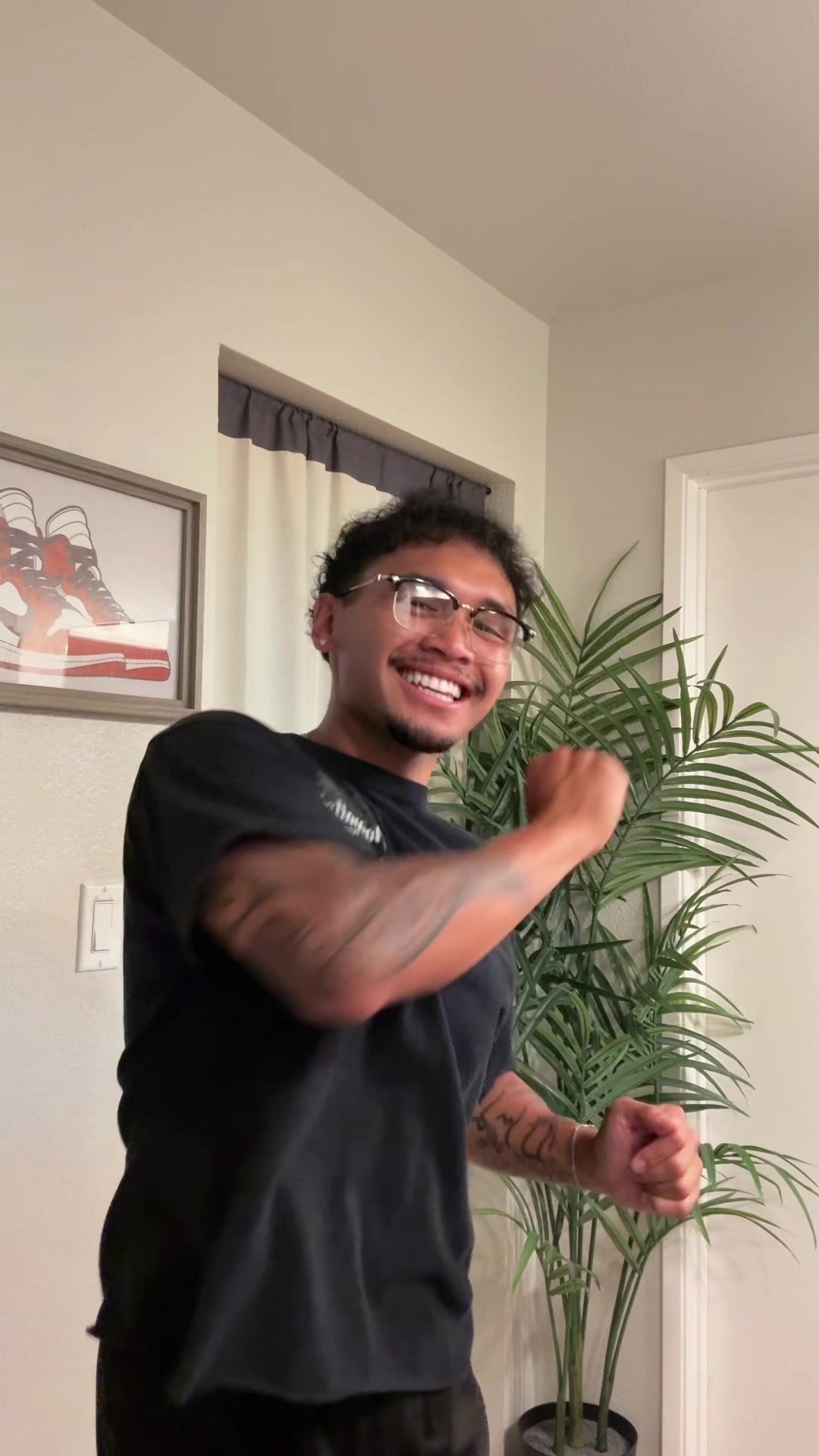 @ekek