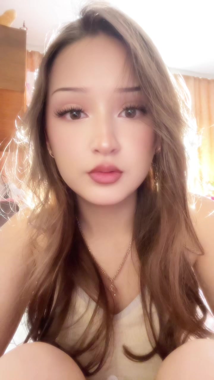 @_Dinusia_