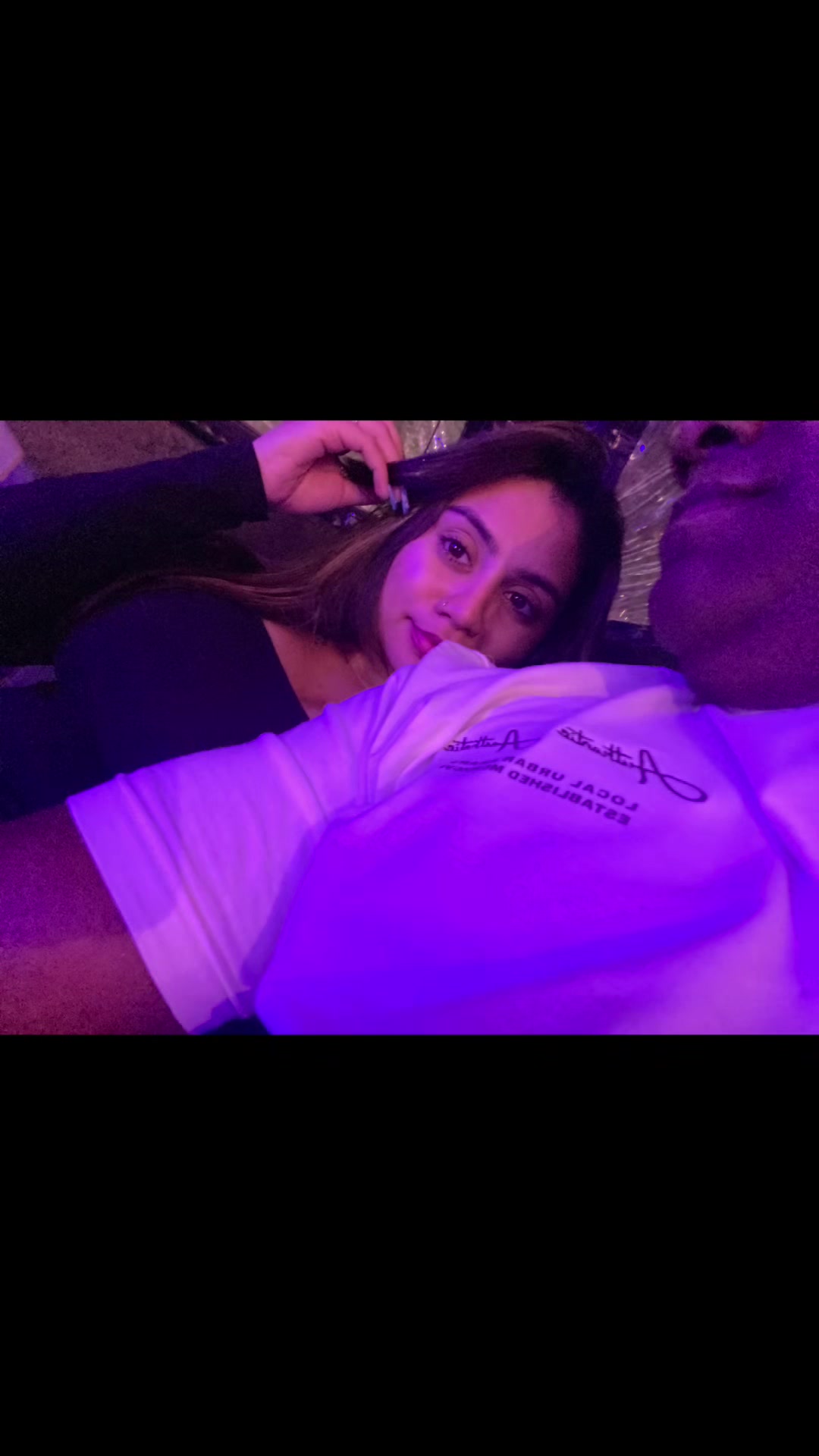 @content.with.shakira