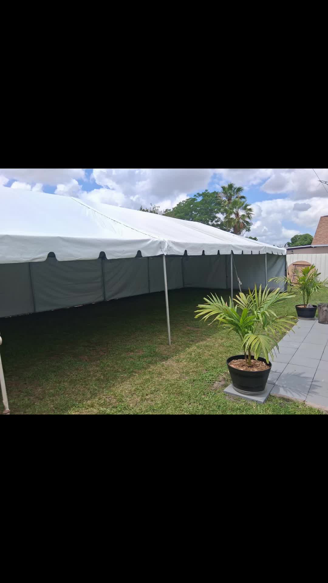@Robinson&rsquo;s Rentals