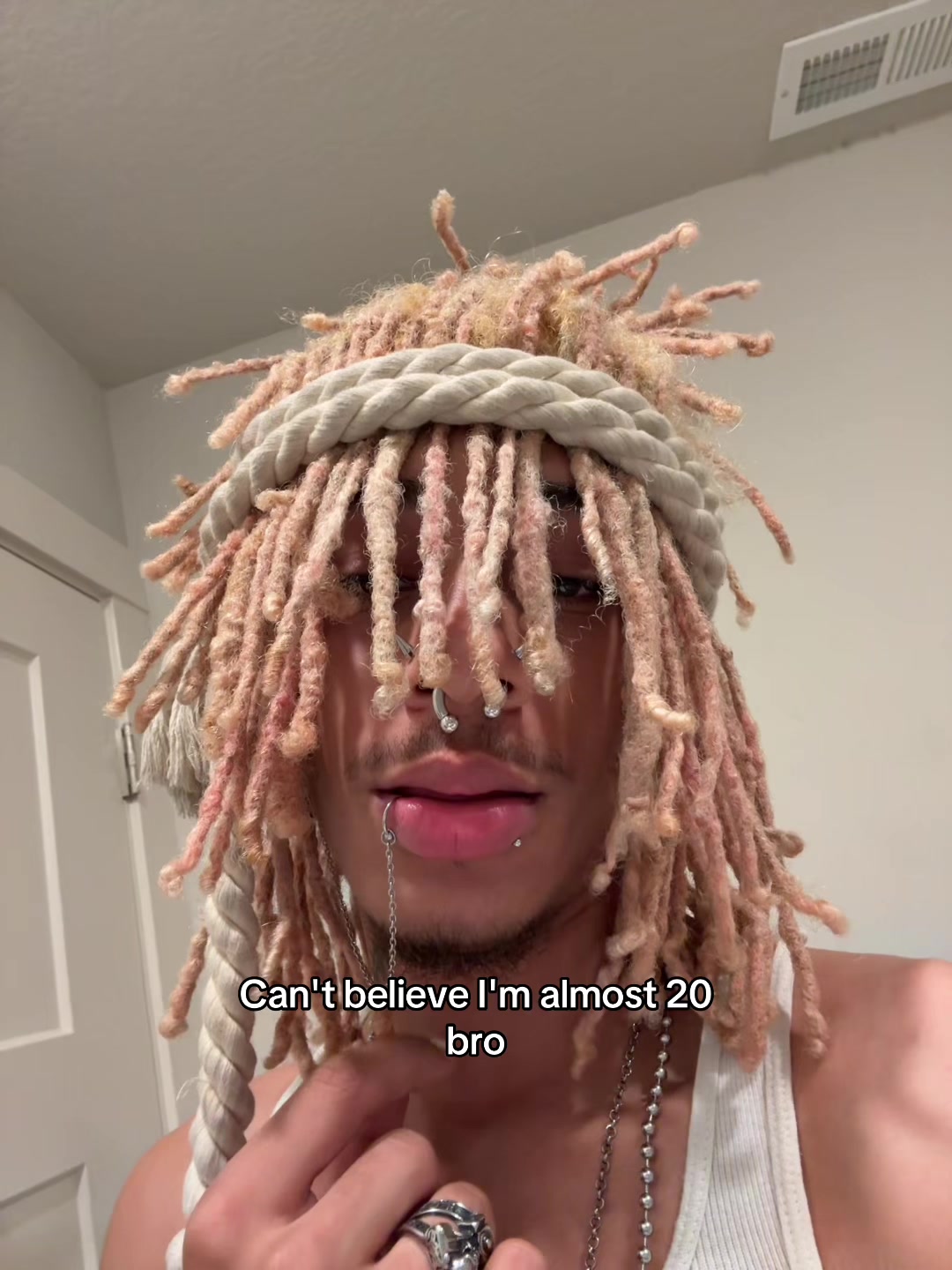 @𖣂♱AK𖣂♰