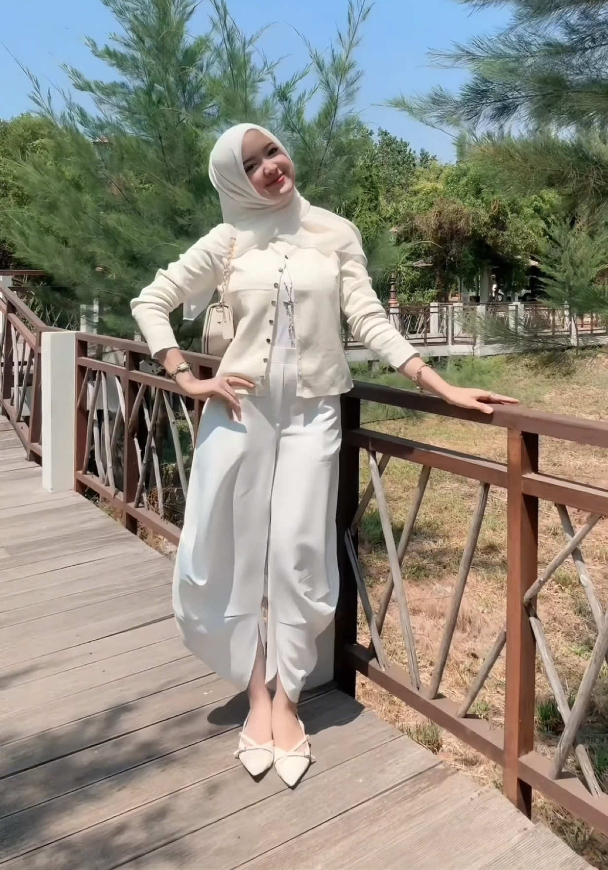 @Nawang Puspita