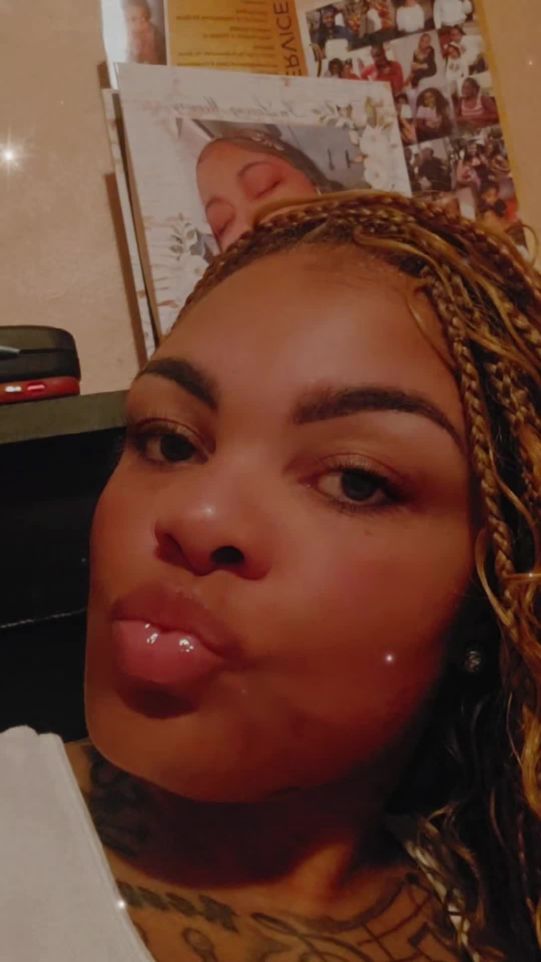@SexyBigJawn
