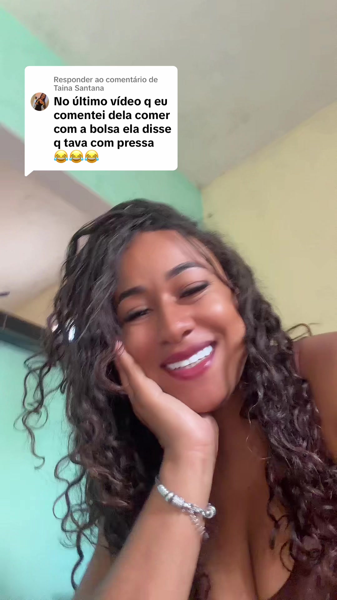 @a_comelona_ofc