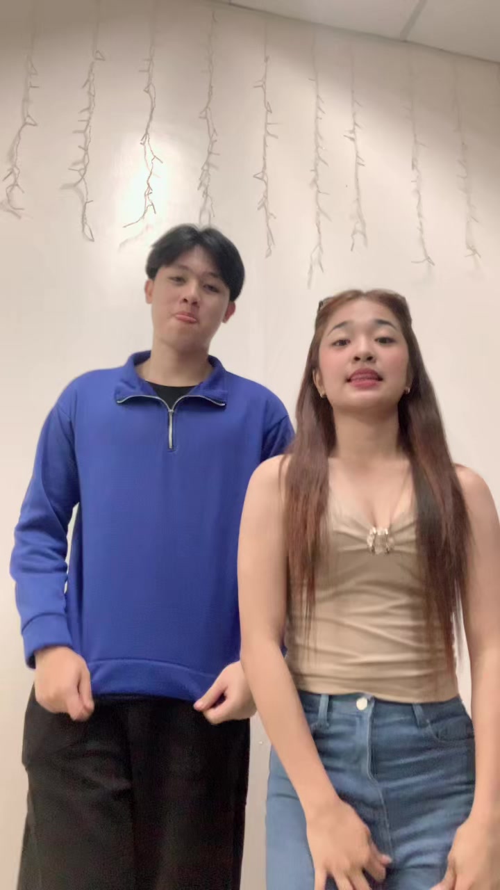 @Bella C