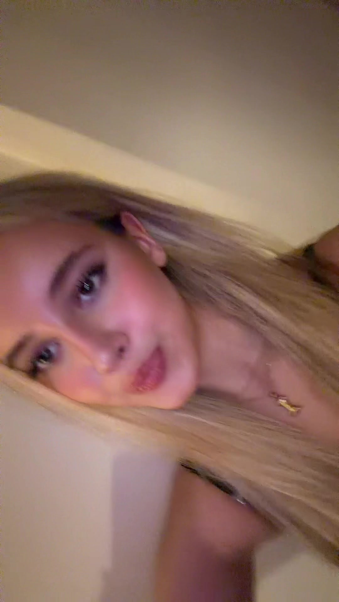 @Isabellaaa