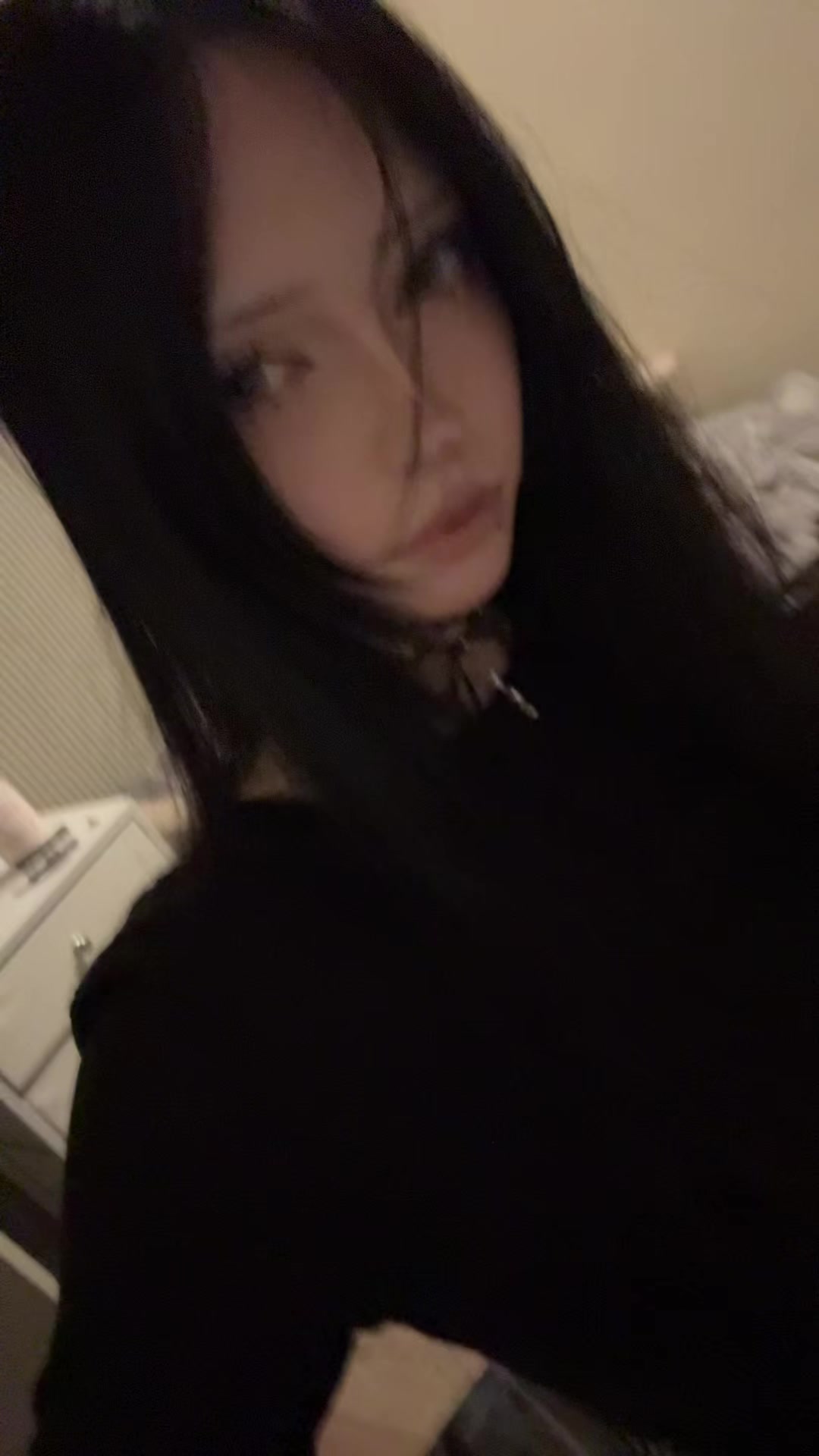 @hiklliryss