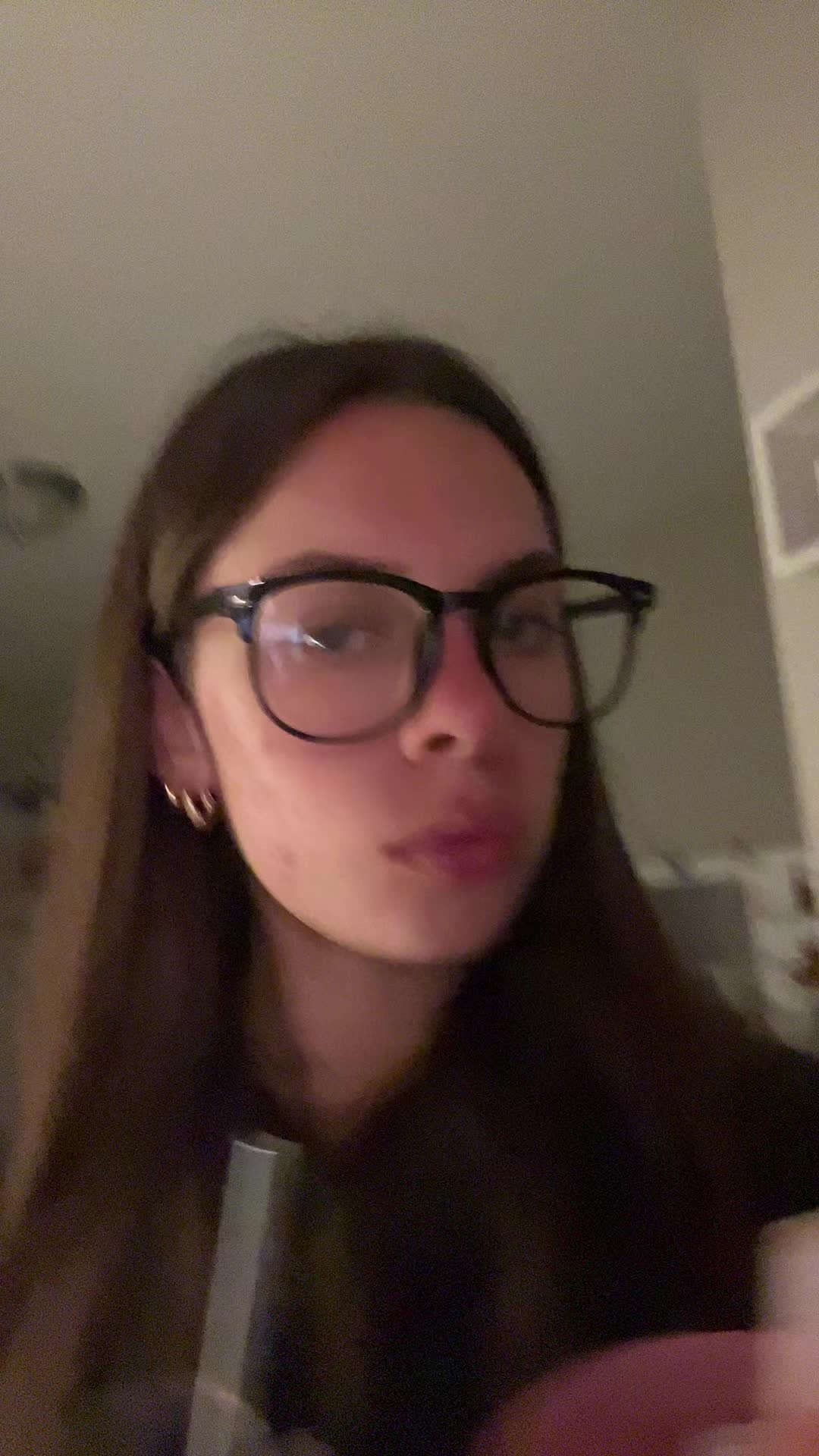 @👄
