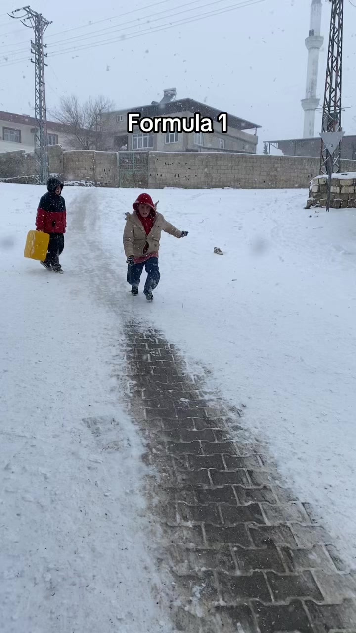 @Ahmet Saman