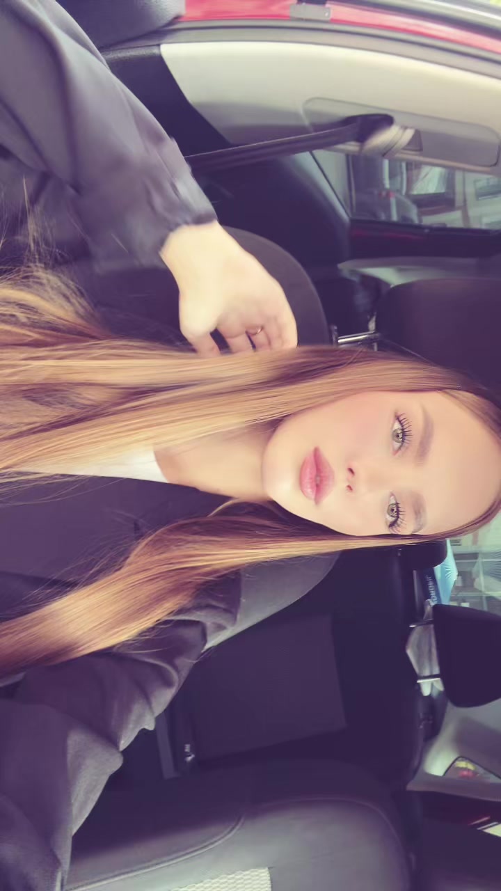 @алёночка🎀