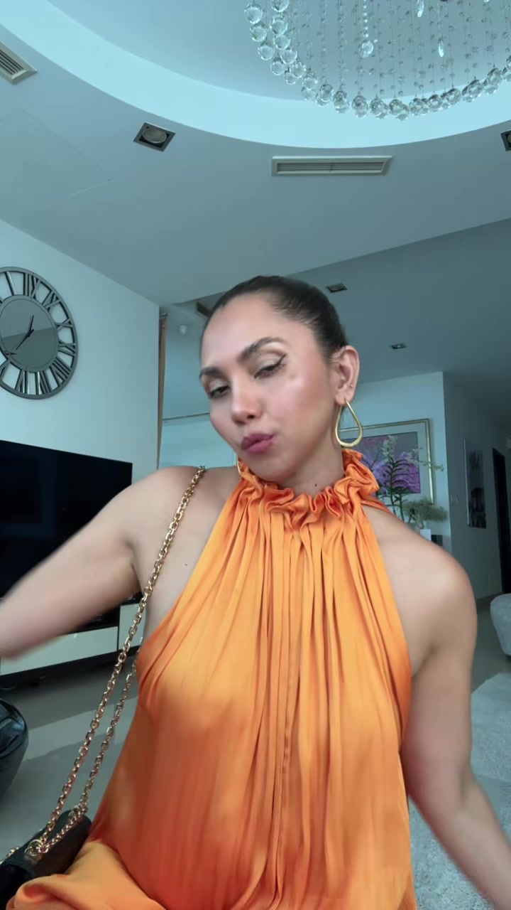 @Anna M
