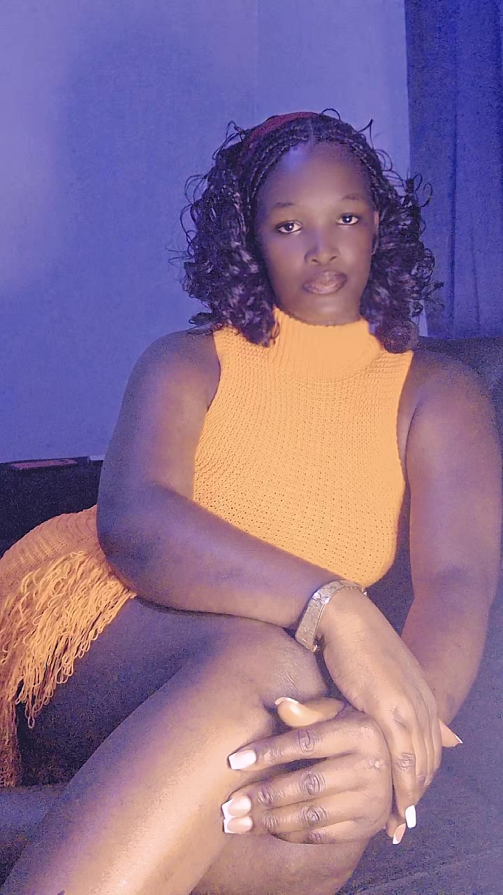 @Bella