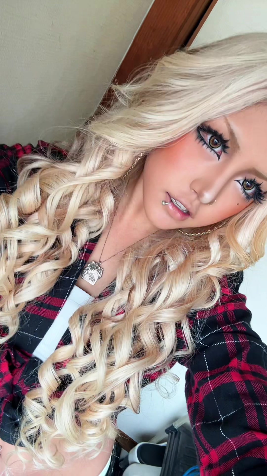 @𝗥 𝗔 𝗡 . 🌺