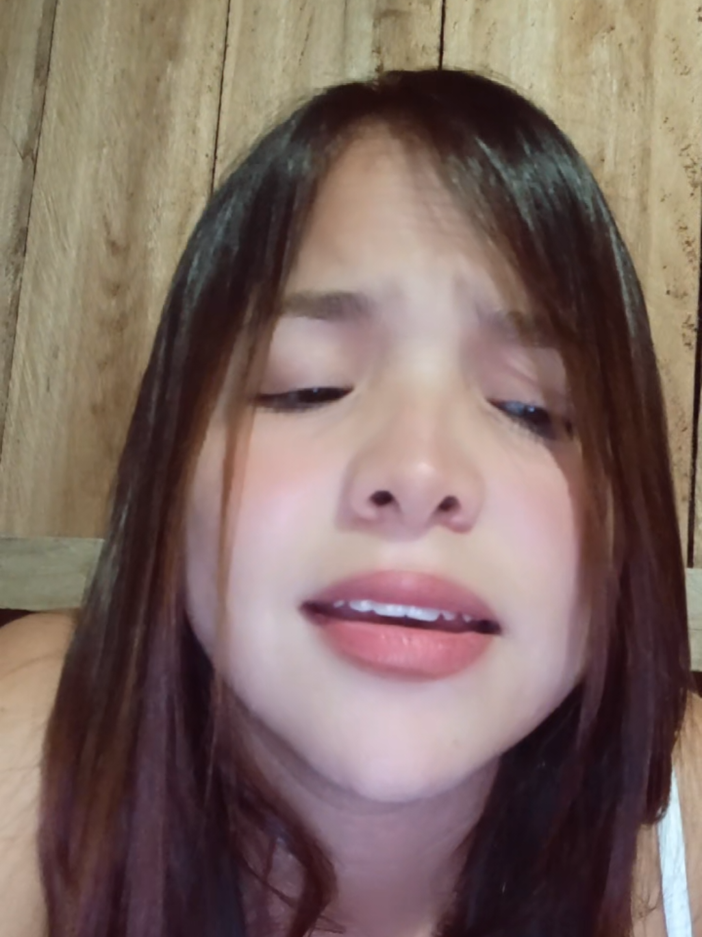 @Nelly te empez&oacute; a seguir 🌹
