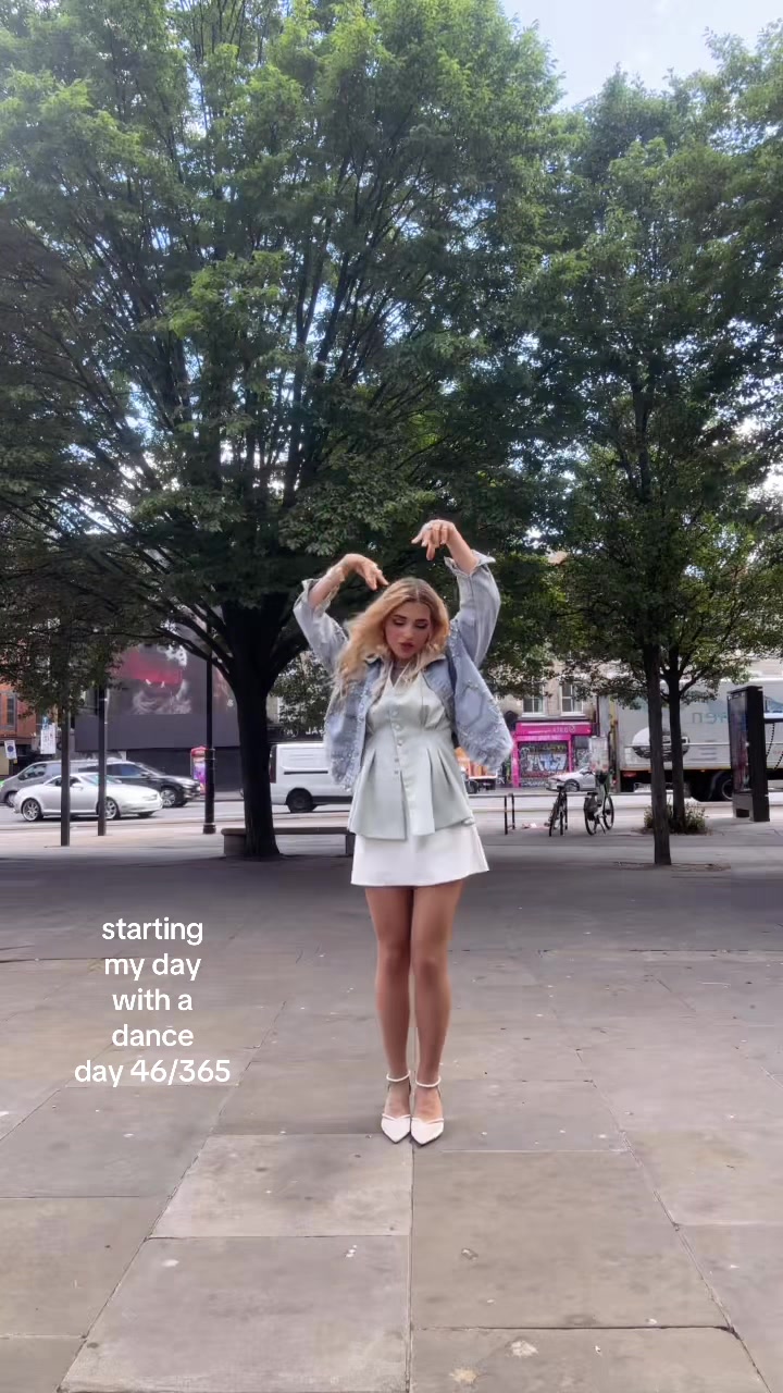 @Dasha Day