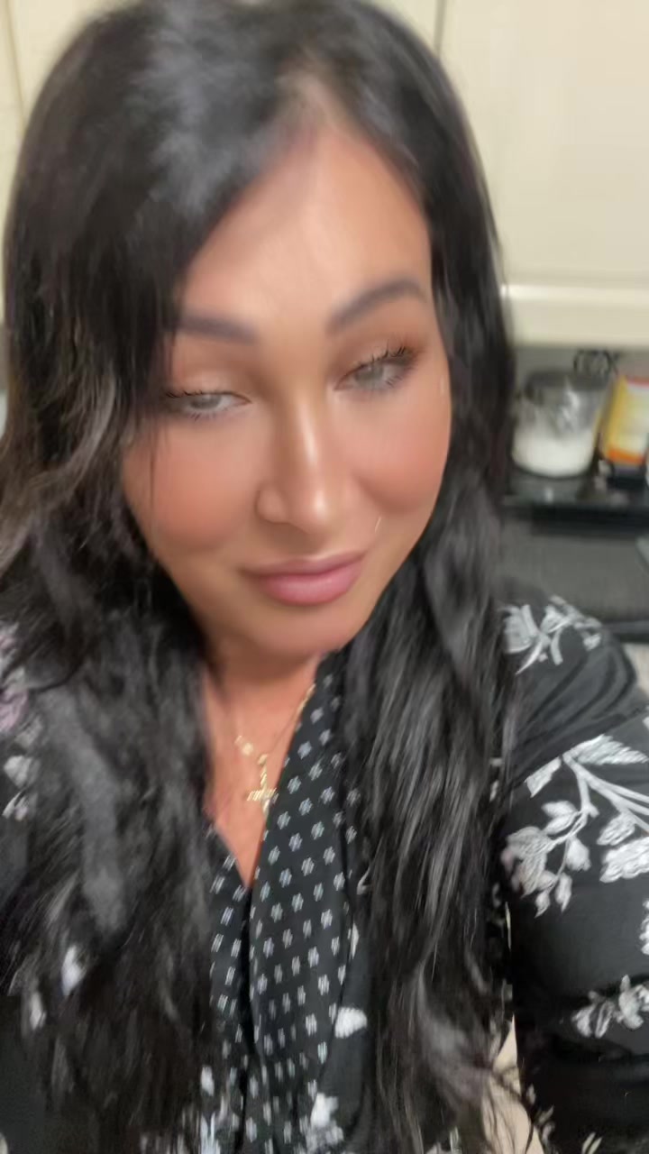 @Italiangirl🇮🇹native🇨🇦🇨🇦