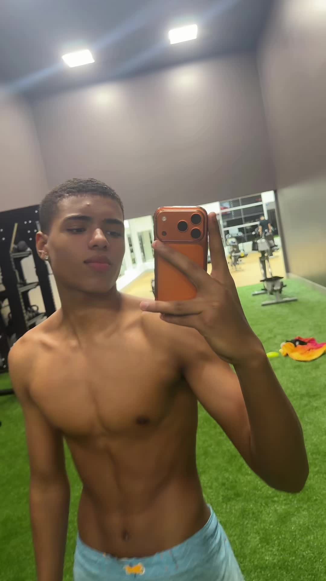 @Xiomar