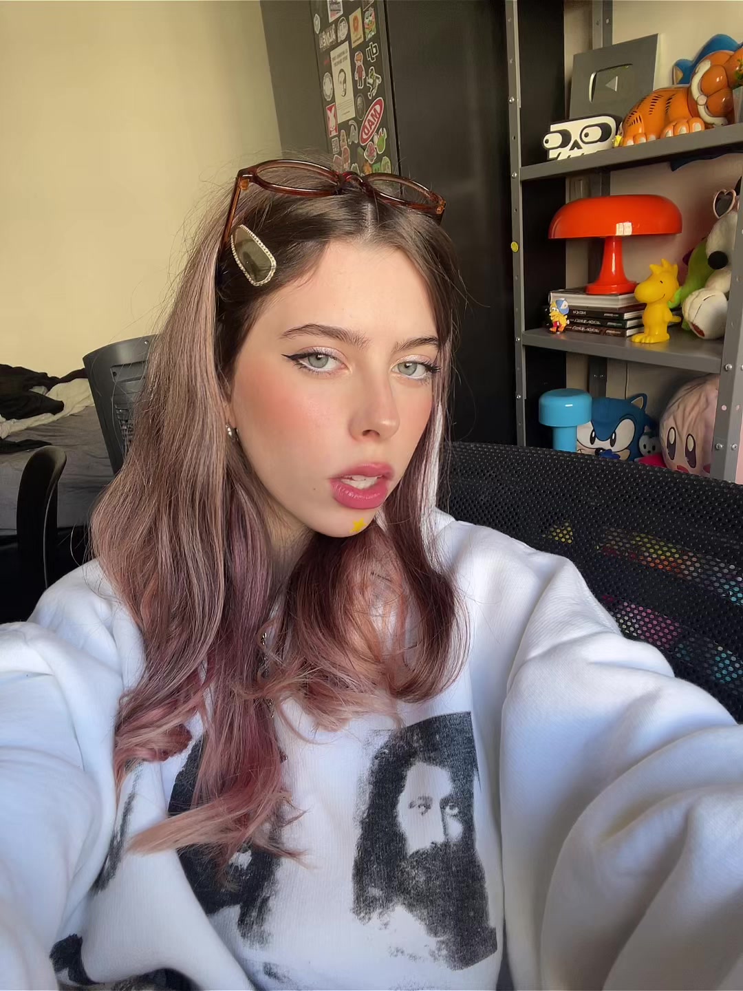@laura kat โ