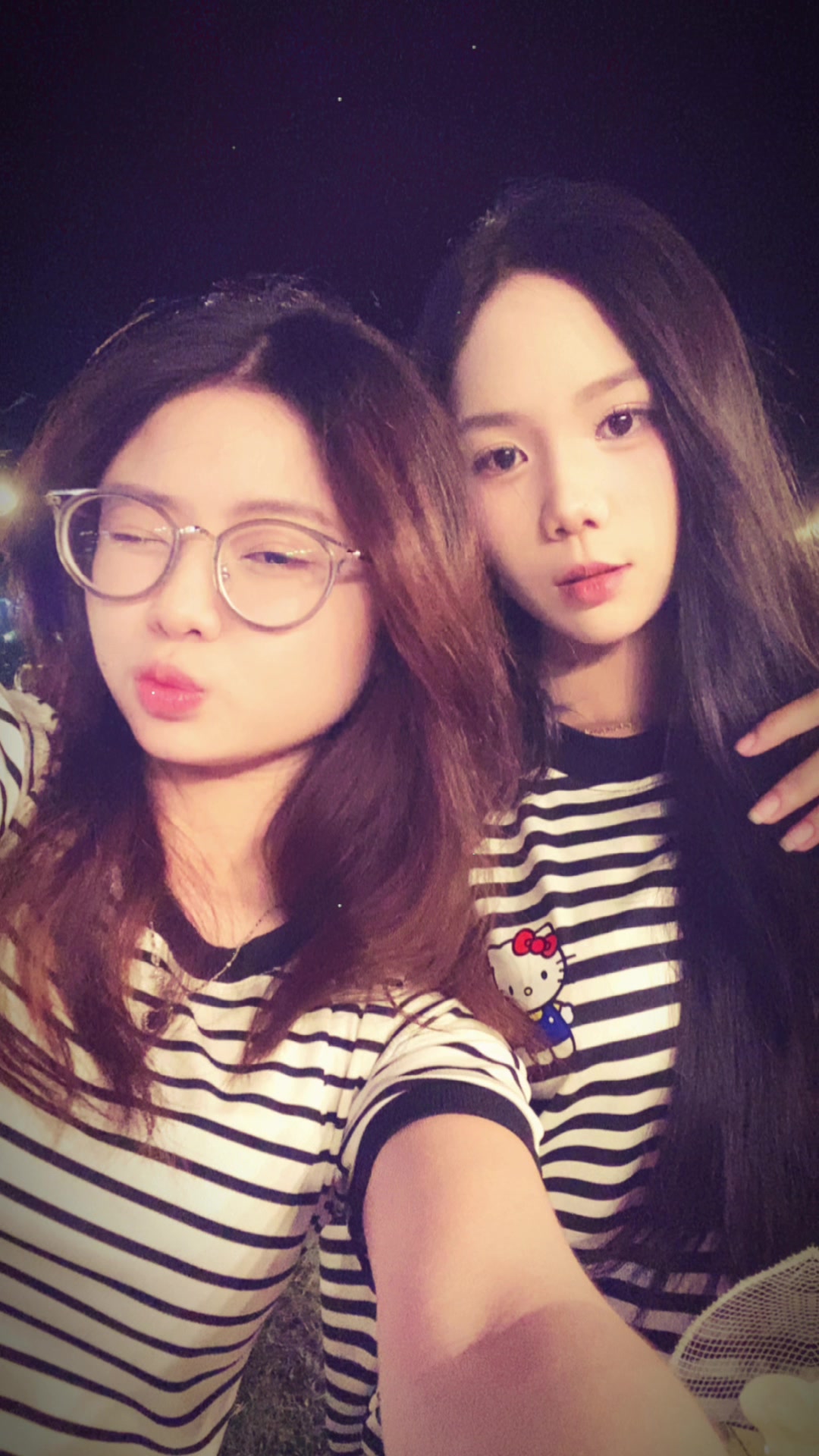 @N&agrave;ng khờ cầm s&uacute;ng l&agrave;m thơ