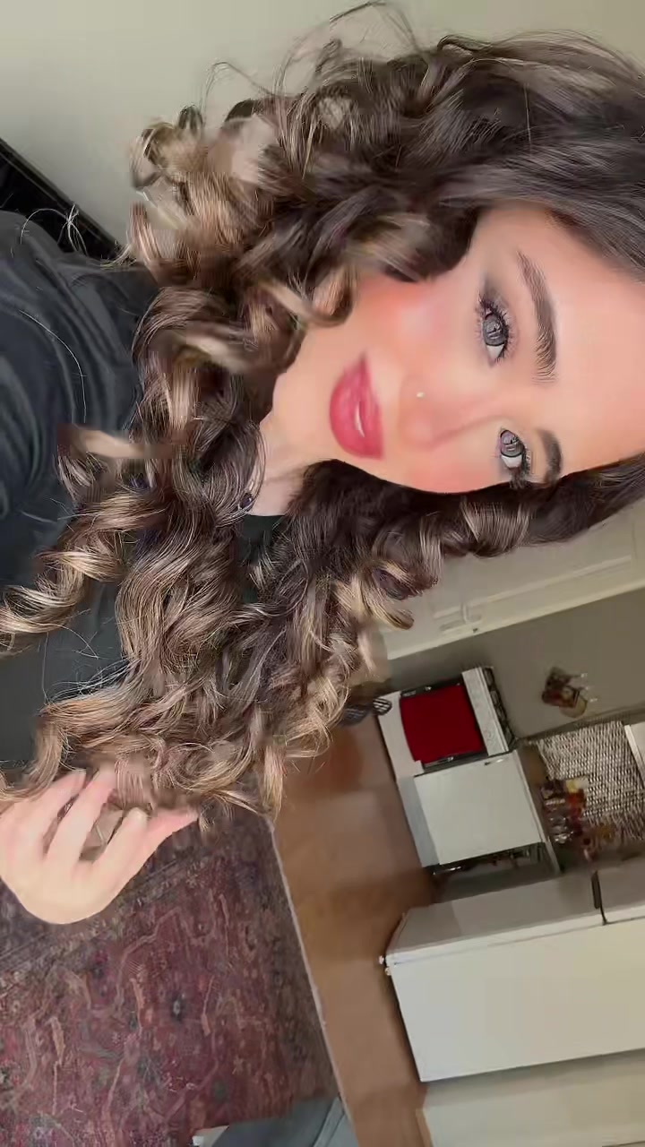 @Lara kabbani🇸🇾