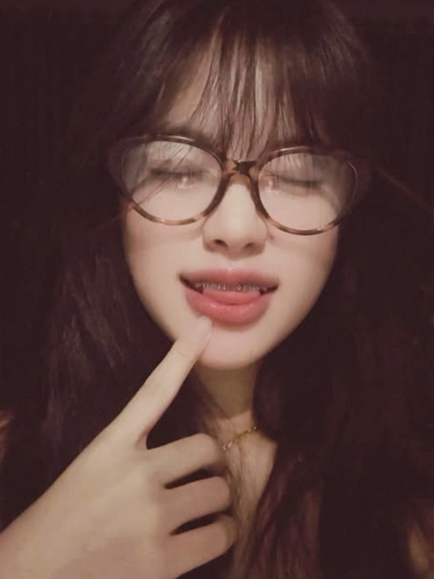 @ជូលី ជូលីᶠᵃⁿ🧏💞