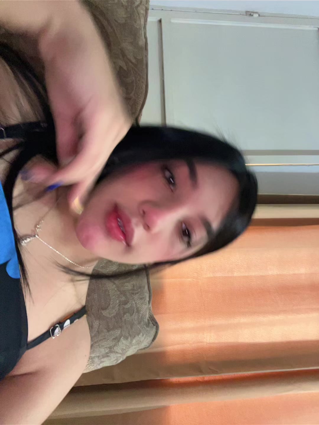 @naomi_ Sofia