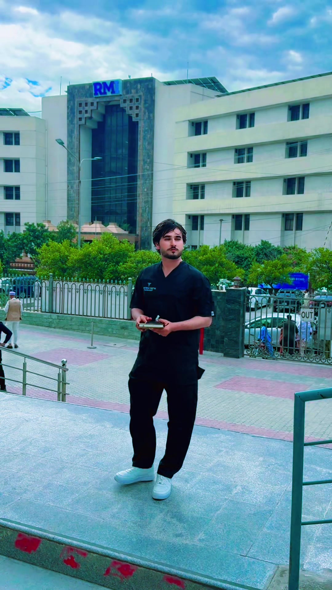 @Ikhtesham khattak
