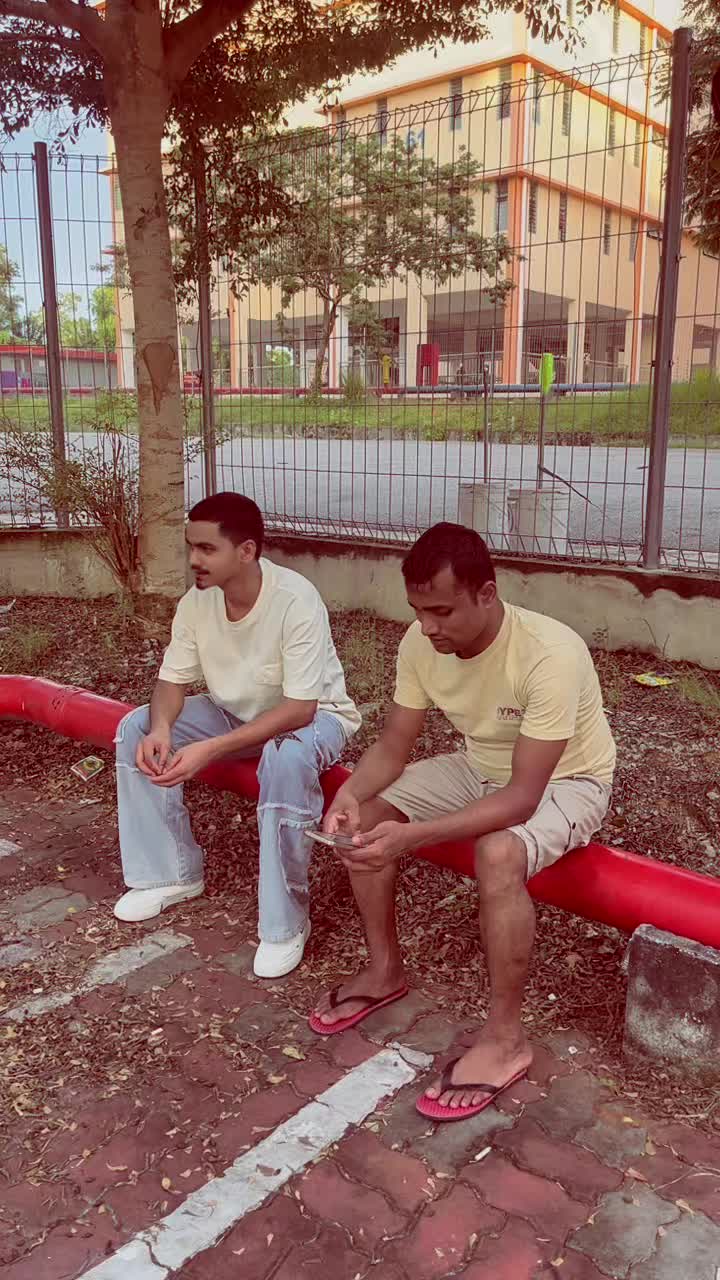 @BRAND🦋RAJU